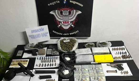 Incautan más de 5 kilos de drogas en operación Grand Bar en Maldonado