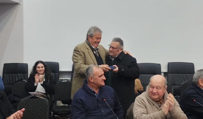 Intendente Antía fue reconocido por sus pares en el Congreso de Intendentes
