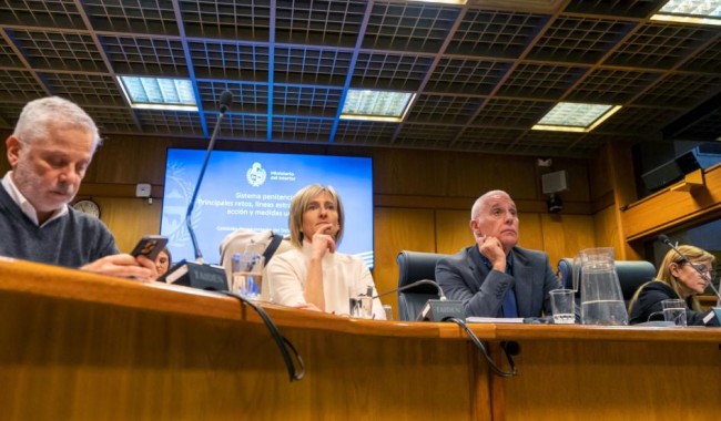 Interior anunció medidas para atender la situación de la Unidad 4 del INR