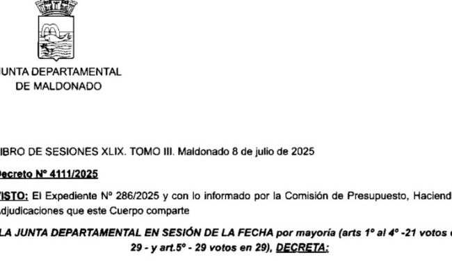 Decreto 4111/2025: funcionarios Artículo 30