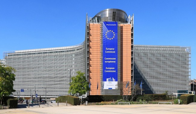 Derechos de aduana: la respuesta europea a Trump podría afectar bienes por 72.000 millones de euros