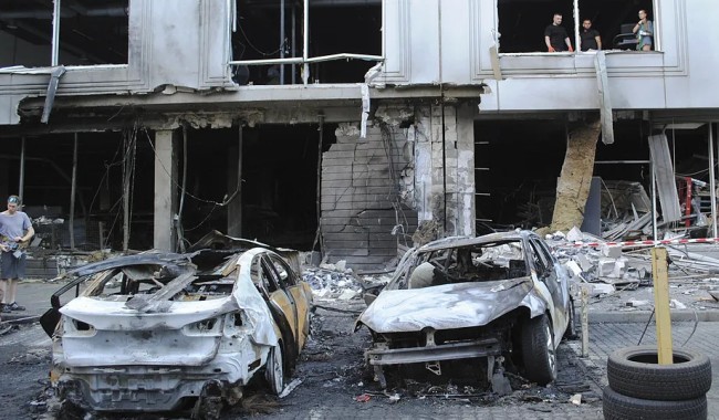 Rusia lanza decenas de ataques a Ucrania tras acordar ronda de conversaciones de tregua en Turquía