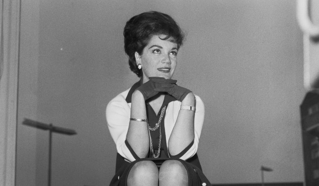 Connie Francis, cantante de "Pretty Little Baby", murió a los 87 años tras ser hospitalizada por un dolor extremo