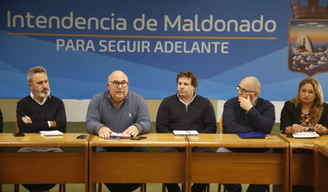 Abella encabezó primera reunión con equipo de gobierno: “Voy a cumplir con todos los compromisos asumidos con la gente”