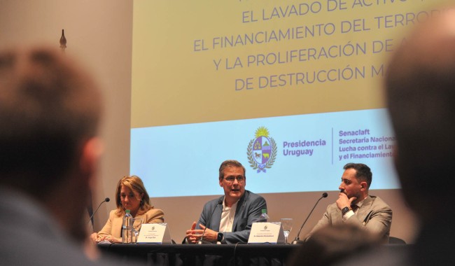 Díaz: “este Gobierno tiene el fuerte compromiso de combatir el lavado de activos”