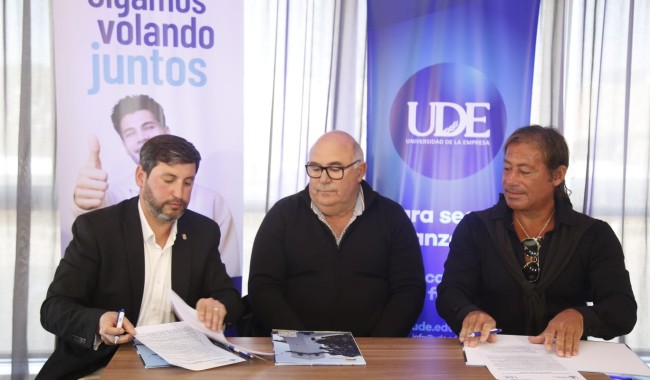Tort concretó 2.000 becas para estudiantes de Maldonado y Abella destacó "el camino iniciado generando oportunidades"