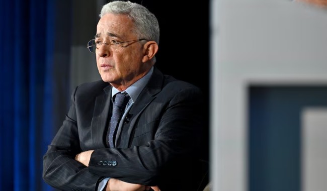Tribunal de Bogotá ordenó la libertad de Álvaro Uribe mientras se resuelve apelación a su condena