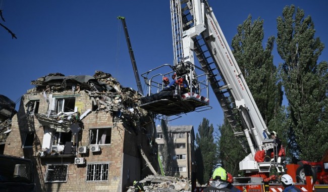 Al menos catorce civiles muertos en ataque ruso contra Kiev