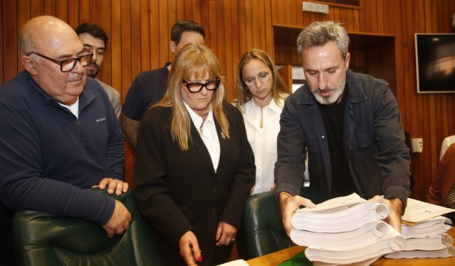 Villegas calificó como inédito el plazo en el que se entregó el presupuesto