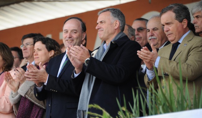 Presidente Yamandú Orsi participó en cierre de Expo Prado 2025