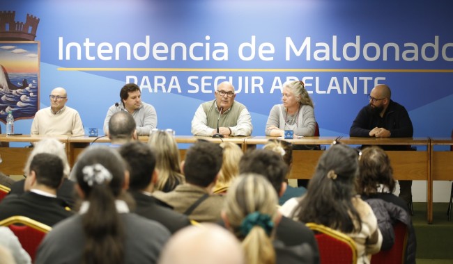 Manual de Tareas: "diálogo y respeto" son las bases del acuerdo logrado entre IDM y ADEOM Maldonado