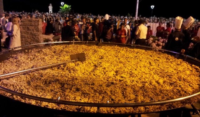 Sendo declaró a Piriápolis como Capital Nacional de la Paella y el intendente acompañó la sesión