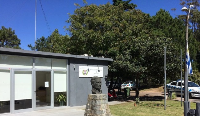 Una mujer robó un taxi en Punta del Este y fue detenida a los pocos minutos