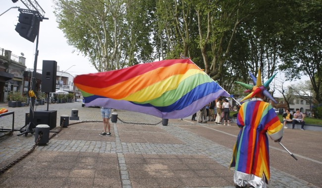 Intendente Abella participó de la 5ta. edición de la Marcha de la Diversidad en San Carlos