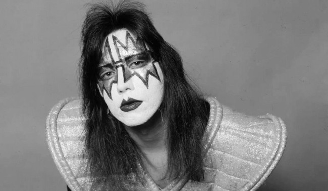 El guitarrista de Kiss, Ace Frehley, murió a los 74 años