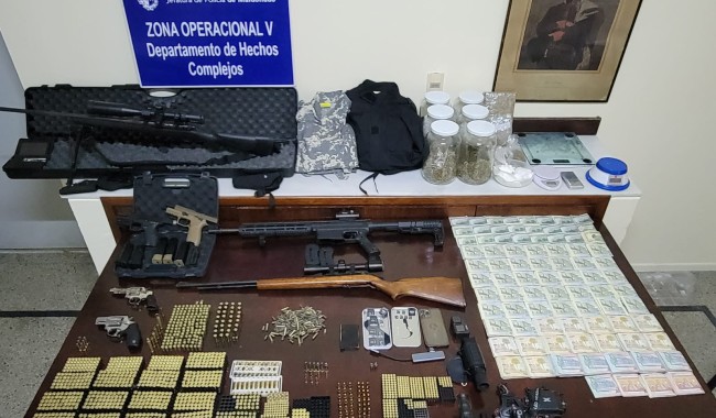 Operación por tráfico de armas, municiones y droga culmina con un detenido y una gran incautación