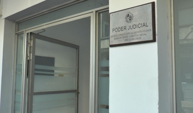 Hombre formalizado tras episodio de violencia doméstica hacia mujer y bebé de ambos