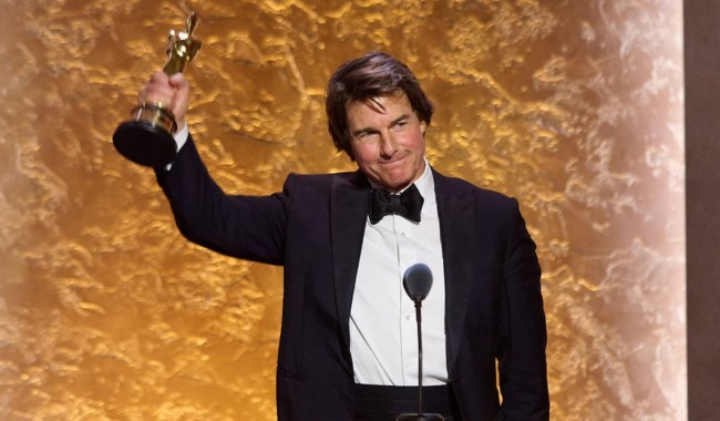 Tras 35 años de carrera, Tom Cruise recibe un Óscar honorífico