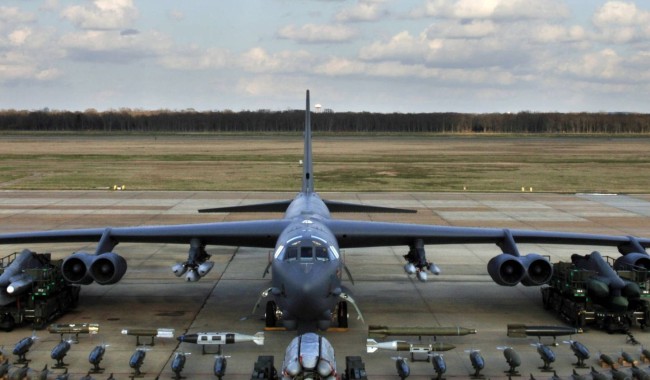 Aviones militares de EE.UU. sobrevolaron cerca de Venezuela