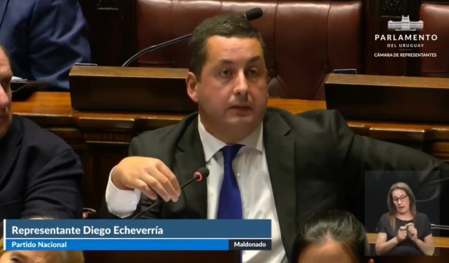 Echeverría cuestionó la actuación de la JUTEP y advirtió sobre la partidización de los organismos de control