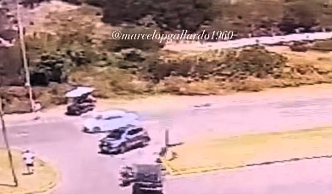 Siniestro fatal entre auto y moto en la rambla Brava: un hombre de 44 años perdió la vida