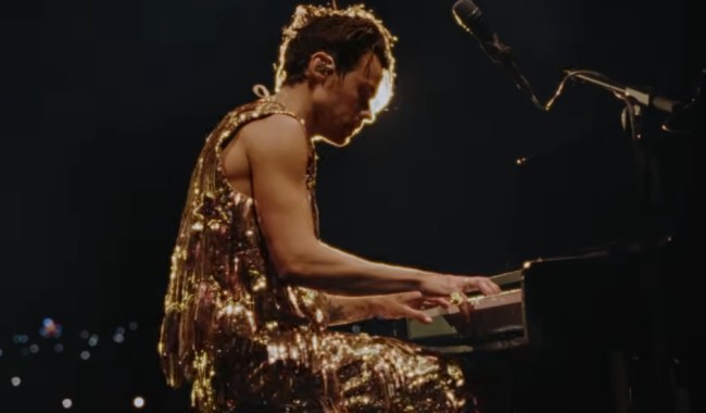 Harry Styles sube un video sorpresa, "Forever, Forever", de la balada en piano de su última noche de gira