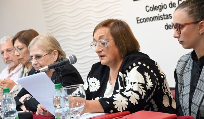 Colegio de Contadores preocupado por el impacto que tendrá en los profesionales el cambio en el cálculo del FONASA