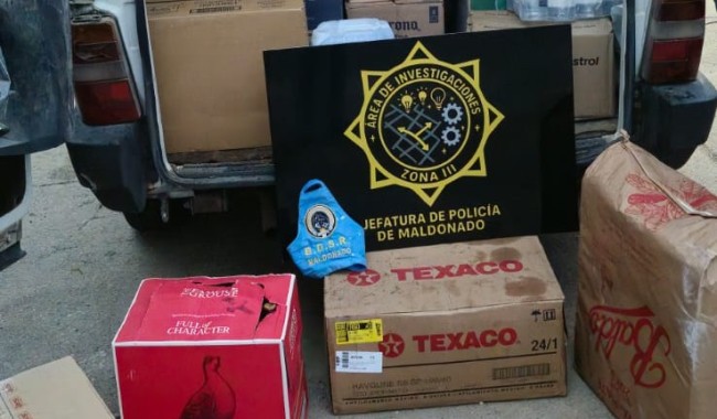 Incautan mercadería en presunta infracción aduanera durante control de la Guarda Rural