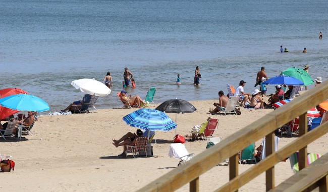 Playas habilitadas y monitoreo permanente: la IDM desmiente versiones y ratifica que el agua es apta para baño