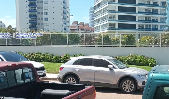 Mientras dormían, robaron vehículos de alta gama a turistas: operativo policial permitió recuperarlos