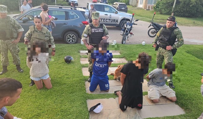 Tarde de furia en la Playa Bikini: pelea entre adolescentes terminó con jóvenes heridos y tres detenidos a disposición de la Fiscalía