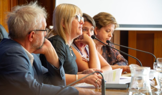 Gobierno fija nuevos plazos obligatorios para consultas médicas, estudios y cirugías