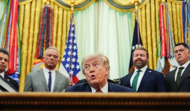 Trump dice que existe la posibilidad de retomar el viernes las negociaciones con Irán