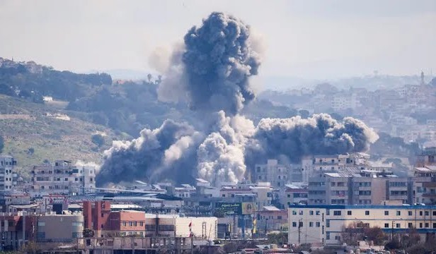 Al menos nueve muertos y 29 heridos en ataques israelíes contra Tiro, en el sur del Líbano