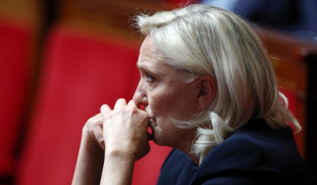 La Justicia de Francia condena a tres años de prisión y 15 meses de inhabilitación a Marine Le Pen