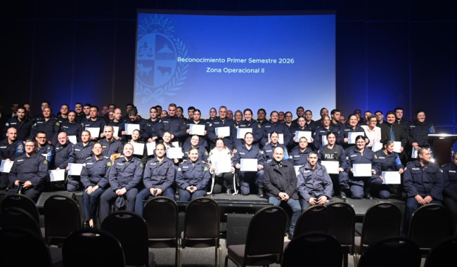 Policía distinguió actuaciones destacadas de la Zona II y reivindicó el reconocimiento al trabajo de sus efectivos