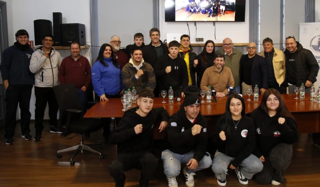 Del barrio al boxeo federado: Santa Teresita dio un paso trascendente y sus jóvenes podrán competir oficialmente