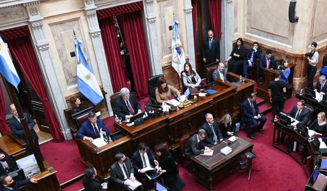 Por presión de los aliados y para evitar que se caiga la ley de propiedad privada, el Gobierno aceptó bajar el capítulo más cuestionado