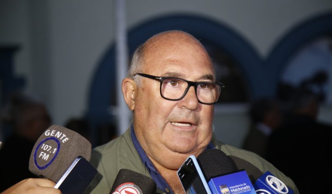 Abella mantiene el cambio para los interdepartamentales: “No he recibido quejas” que justifiquen modificarlo