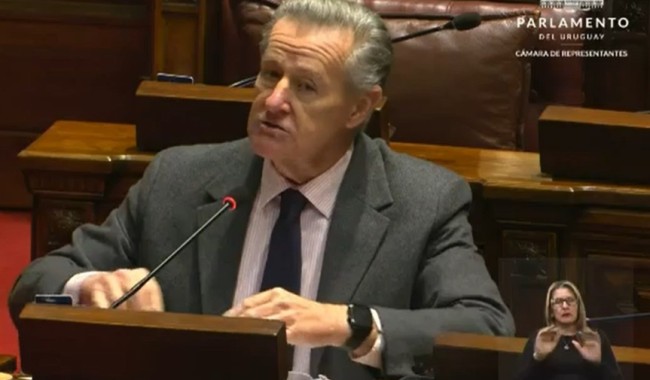 Gabriel Gurméndez, Marcos Israel, INDDHH, CURE, CURE Maldonado, UDELAR, antisemitismo, judios, Bnai Brith, Israel, Antisemitismo, parlamento, diputados, partido Colorado, camara de representantes