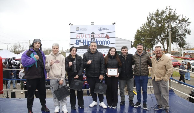 Salón Multiuso, barrio Hipódromo, Municipio Maldonado, Hipódromo, Villa Hípica, Monte Hermoso, Gabriela Bouvier, Damián Tort, Centro Comunal, Santa Teresita, boxeo