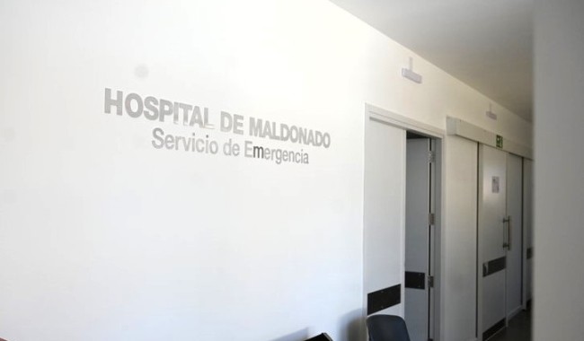 Trabajadores bloquean dos camas de la Emergencia del Hospital de Maldonado por falta de personal