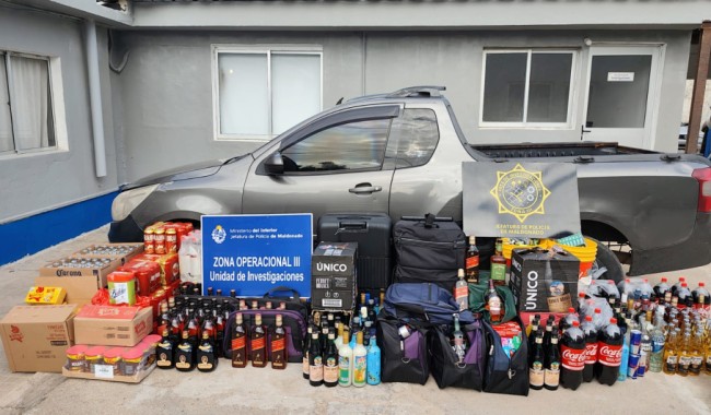 Dos formalizados por contrabando: investigan venta de mercadería a clubes nocturnos de Maldonado y San Carlos