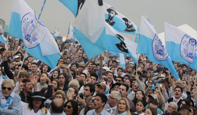 José Hualde da nombre al congreso de jóvenes blancos que este fin de semana preparará en San Carlos la elección de 2027