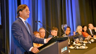 Lacalle Pou en ADM: salud mental y adicciones el "gran desafío"