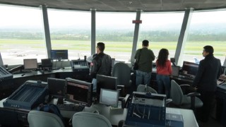 Controladores de tránsito aéreo suspenderán despegues cuatro horas por día a partir del lunes 3 de abril