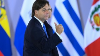 Cumbre de Brasil y un discurso de Lacalle Pou que lo transmitió el presidente por redes