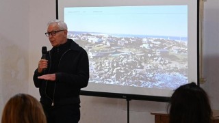 Se realizó audiencia pública entre vecinos de José Ignacio y Eduardo Costantini por casa en el balneario