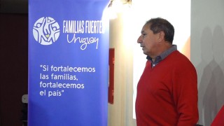 Se realizó la presentación del programa “Familias Fuertes” en San Carlos