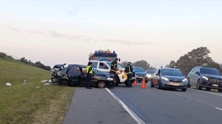 En vuelco en la Interbalnearia falleció conductor de un auto y su familia se salva, pero sufre politraumatismos